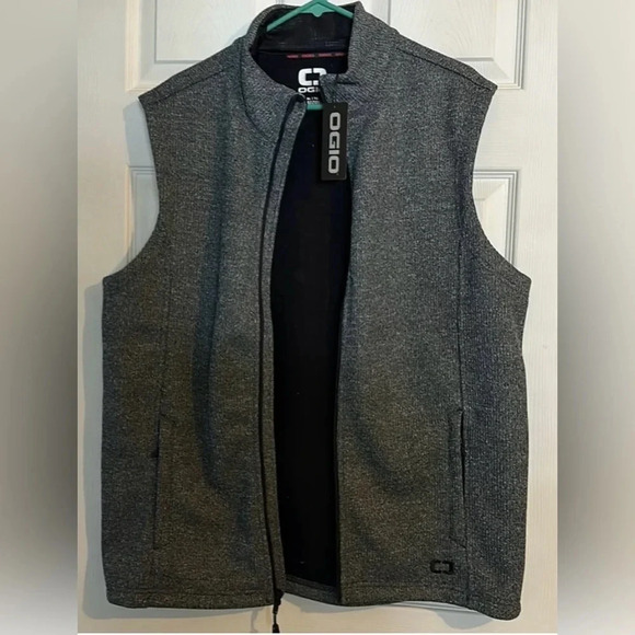OGIO Other - NWT OGIO MEN’S GRIT FLEECE GRAY/BLK ZIPPERED VEST W/POCKETS XL